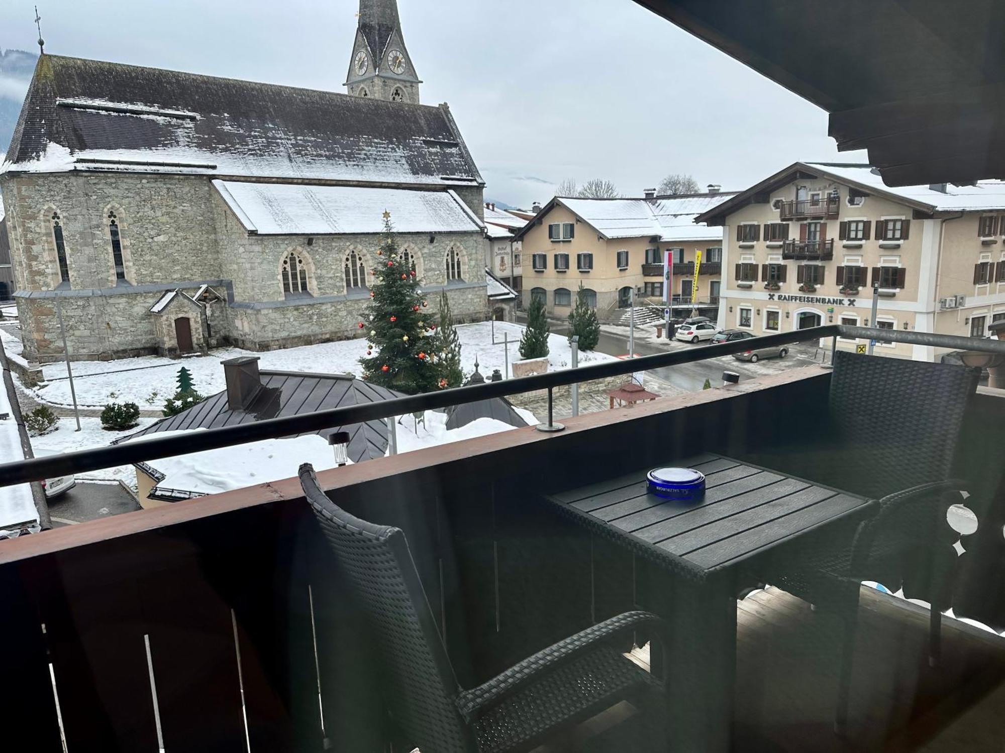 フッシュ・アン・デア・グロースグロックナーシュトラーセ Haus Maria Bed & Breakfast エクステリア 写真