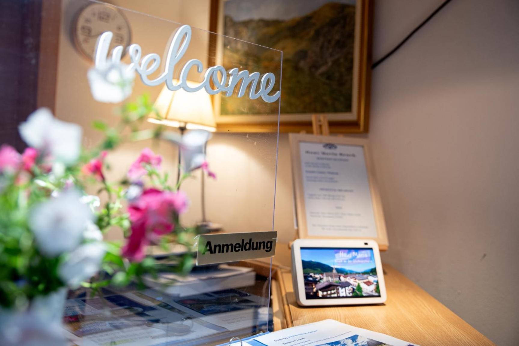 フッシュ・アン・デア・グロースグロックナーシュトラーセ Haus Maria Bed & Breakfast エクステリア 写真
