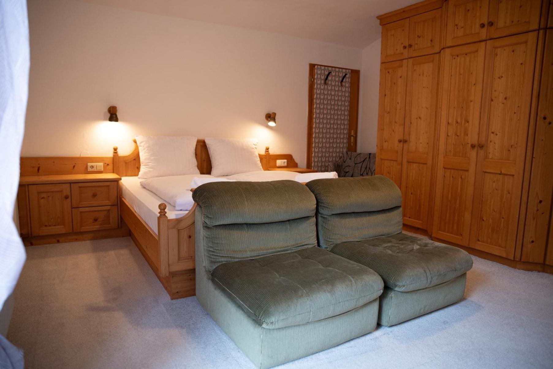 フッシュ・アン・デア・グロースグロックナーシュトラーセ Haus Maria Bed & Breakfast エクステリア 写真
