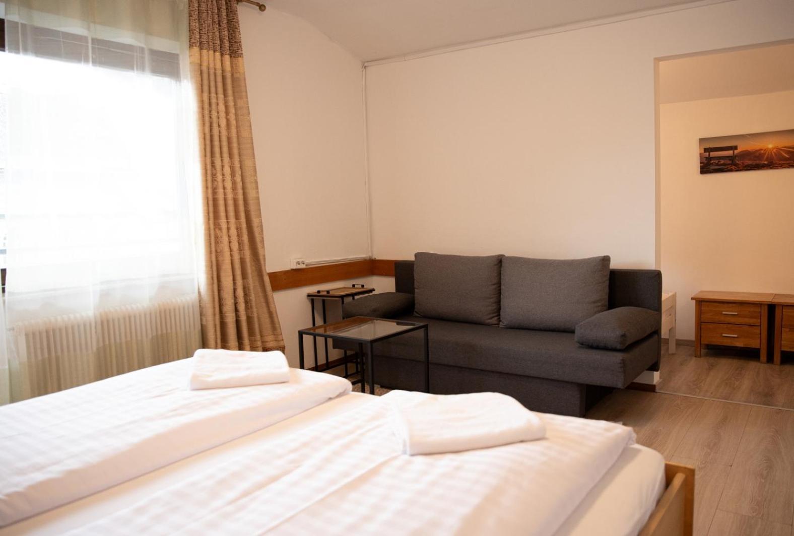 フッシュ・アン・デア・グロースグロックナーシュトラーセ Haus Maria Bed & Breakfast エクステリア 写真